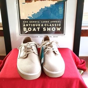 NWT MEN'S CANVAS TENNIS SHOES